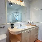 Daire Magnificent Balcon With Sea And Pool View