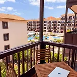 Daire Magnificent Balcon With Sea And Pool View