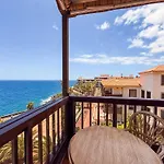 Magnificent Balcon With Sea And Pool View Daire Costa Del Silencio