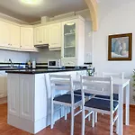 Magnificent Balcon With Sea And Pool View Daire Costa Del Silencio