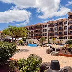 Magnificent Balcon With Sea And Pool View Daire