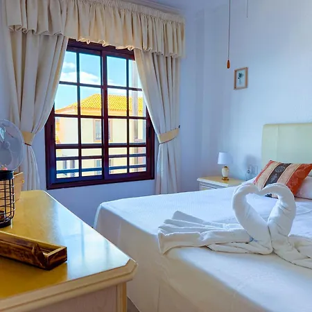דירה Magnificent Balcon With Sea And Pool View *