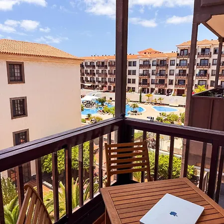 דירה Magnificent Balcon With Sea And Pool View