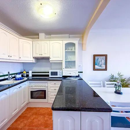 דירה Magnificent Balcon With Sea And Pool View קוסטה דל סילנסיו