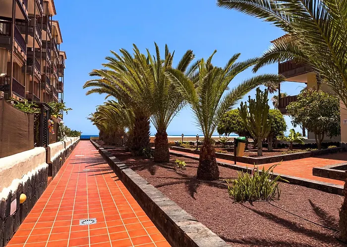 Magnificent Balcon With Sea And Pool View *