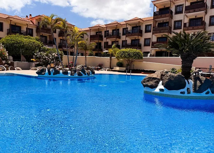 Magnificent Balcon With Sea And Pool View Costa Del Silencio