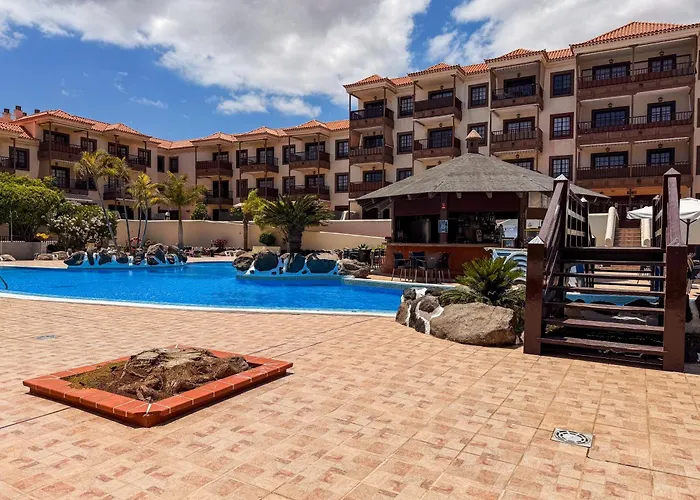 Magnificent Balcon With Sea And Pool View *